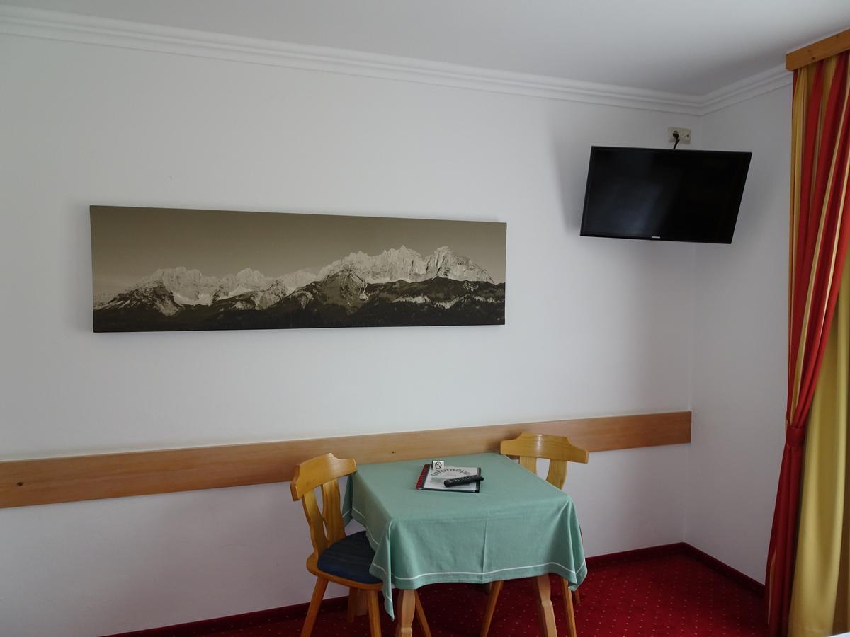Alpenhotel Landhaus Kuechl เคิร์ชแบร์ก อิน ทิโรล ภายนอก รูปภาพ