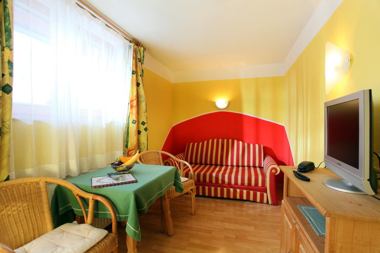 Alpenhotel Landhaus Kuechl เคิร์ชแบร์ก อิน ทิโรล ภายนอก รูปภาพ